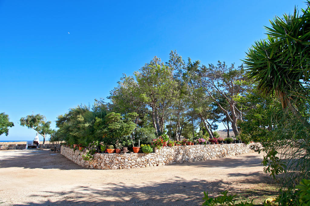 Agriturismo Masseria Terra D'Otranto Exterior foto