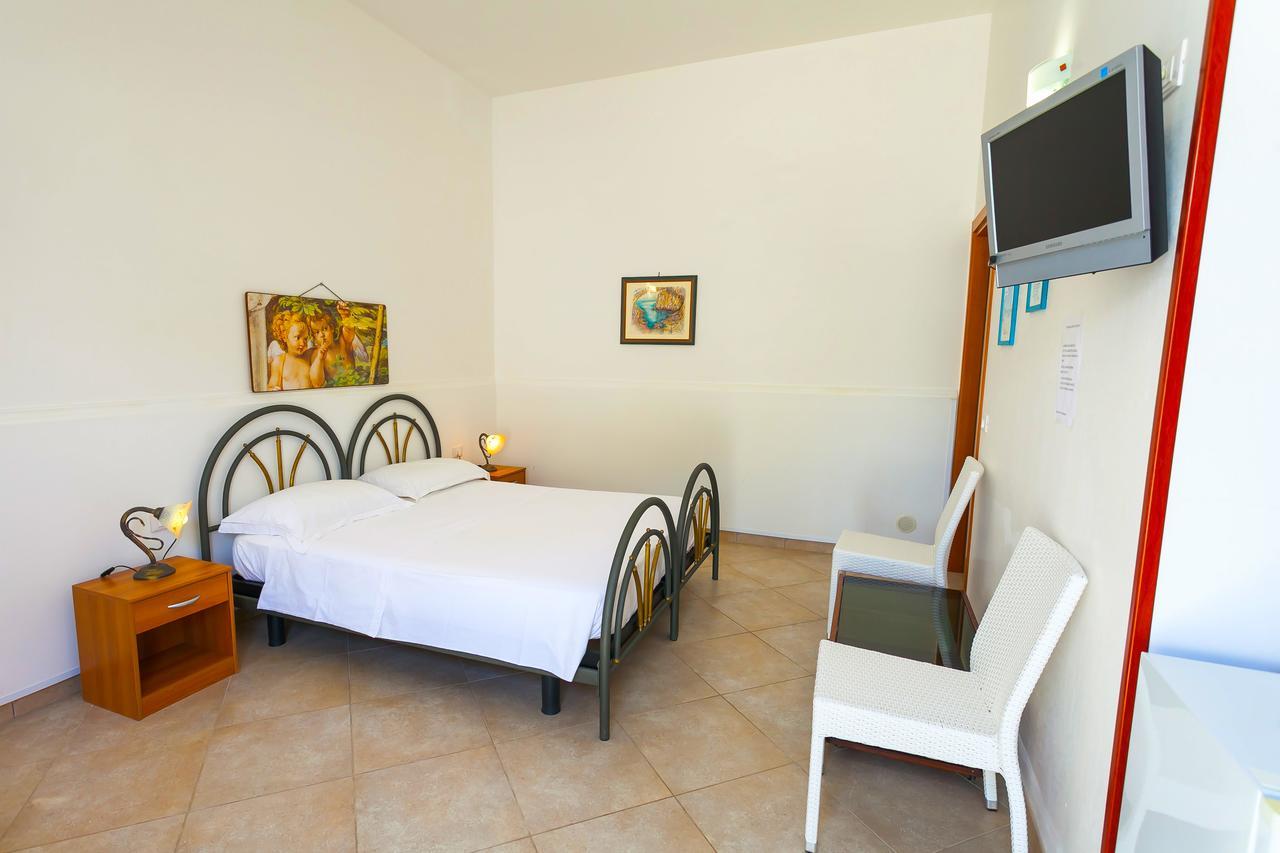 Agriturismo Masseria Terra D'Otranto Exterior foto